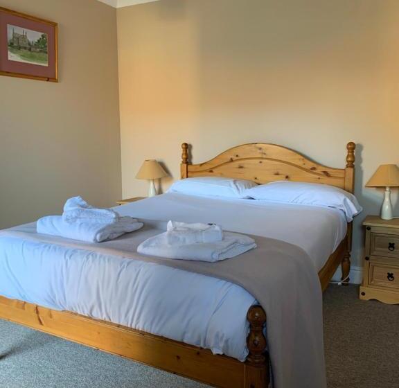 בית מלון כפרי Lakeside Lodge