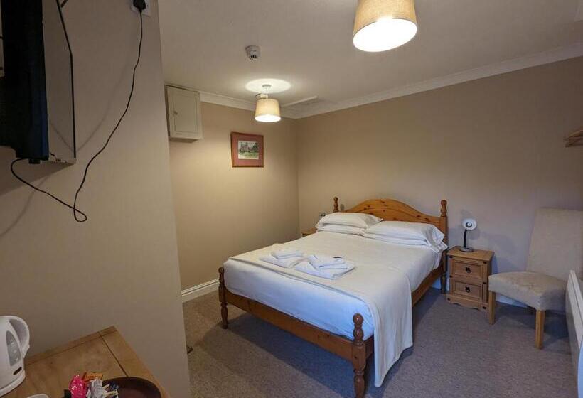 בית מלון כפרי Lakeside Lodge