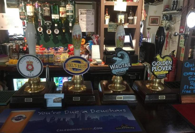 فندق Rose & Crown