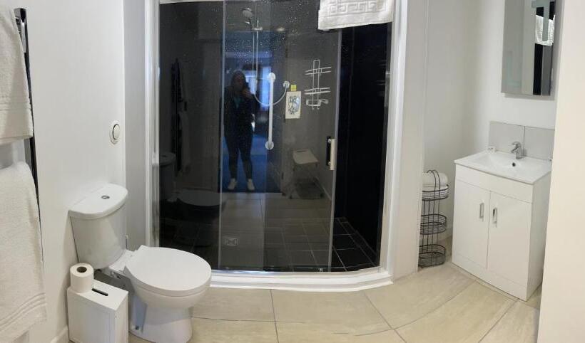 فندق Sawyers Bed And Breakfast