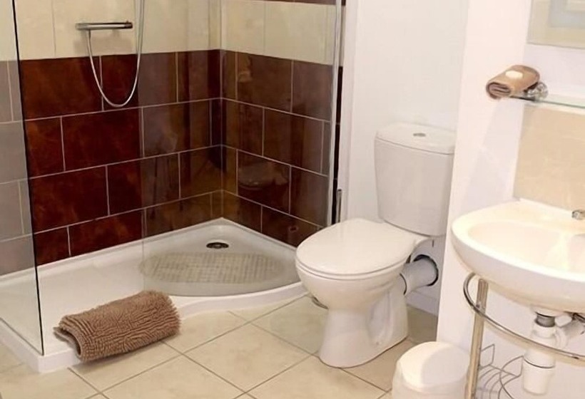 فندق Sawyers Bed And Breakfast