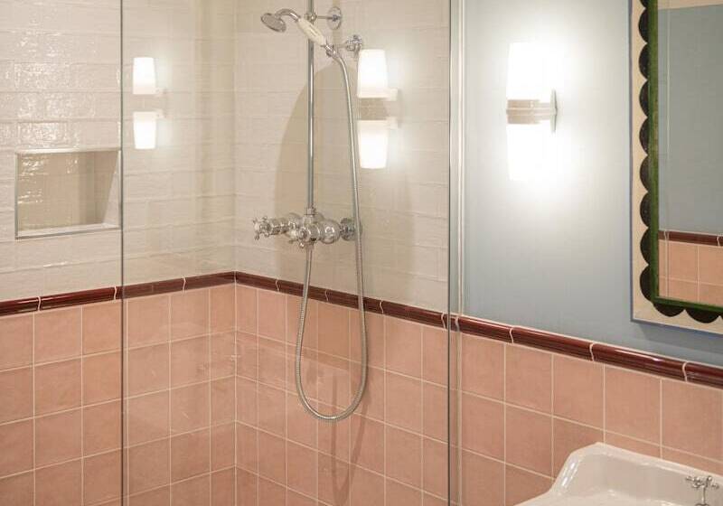 فندق The Bear Inn, Hodnet