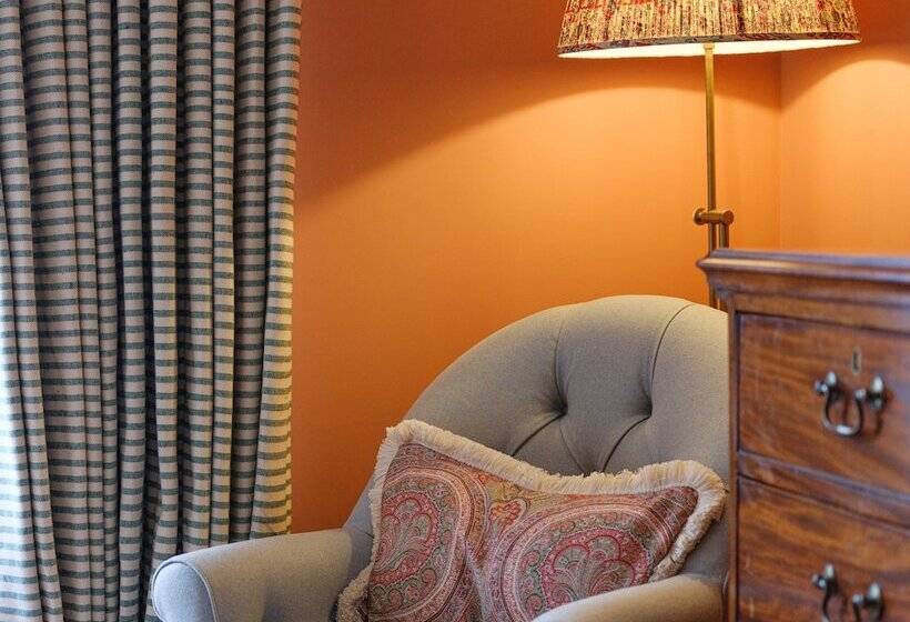 فندق The Bear Inn, Hodnet