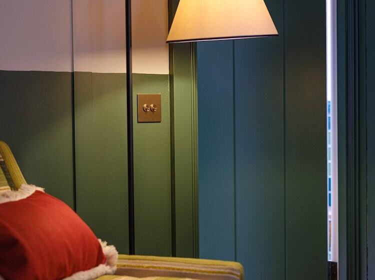 فندق The Bear Inn, Hodnet