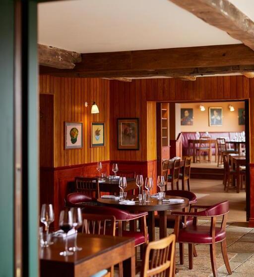 فندق The Bear Inn, Hodnet