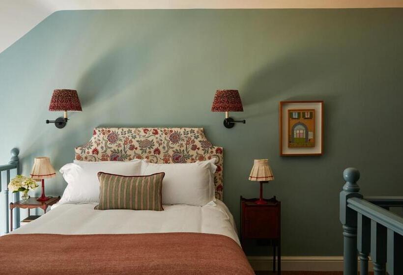 فندق The Bear Inn, Hodnet