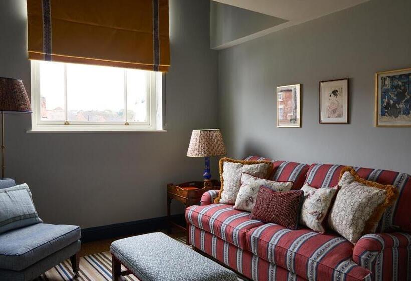 فندق The Bear Inn, Hodnet