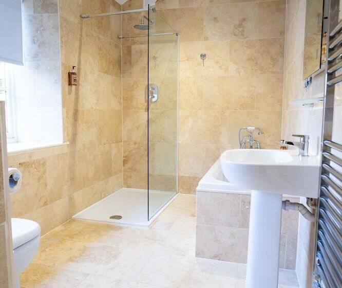 호텔 The Bear & Swan