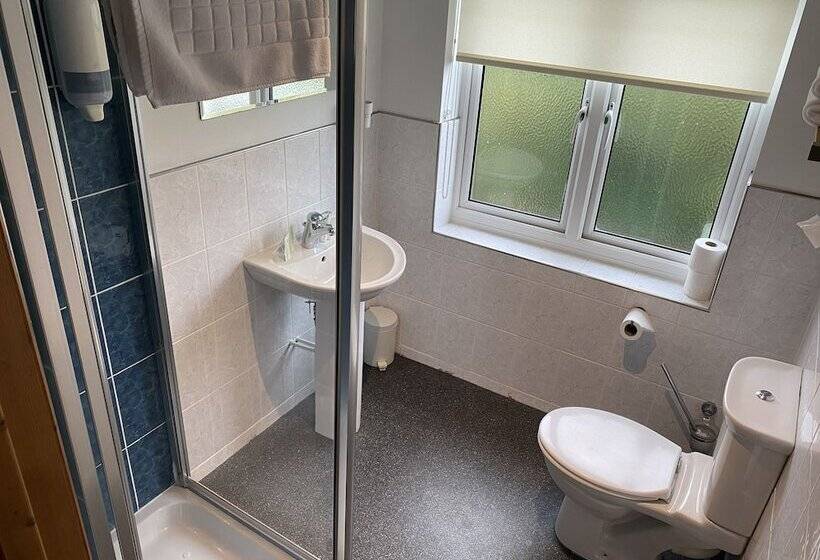 ホテル The Blue Bell Crookham