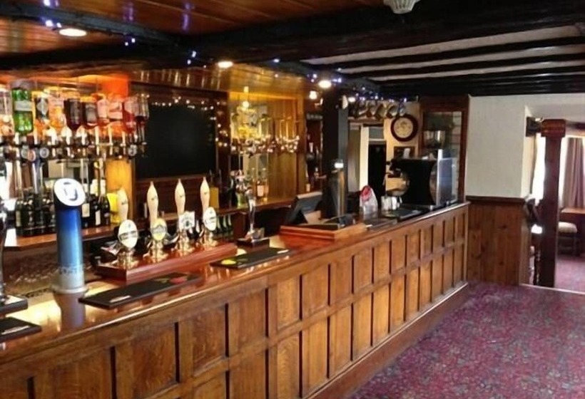 فندق The Charlton Inn