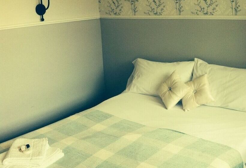 فندق The Charlton Inn