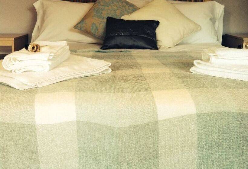 فندق The Charlton Inn