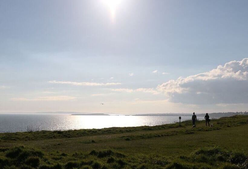 ホテル The Cliff House