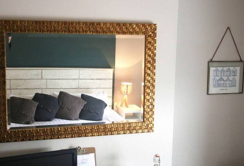 ホテル The Cliff House