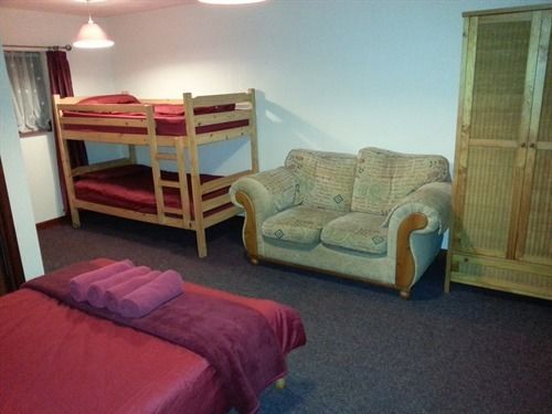 בית מלון כפרי The Cross Inn