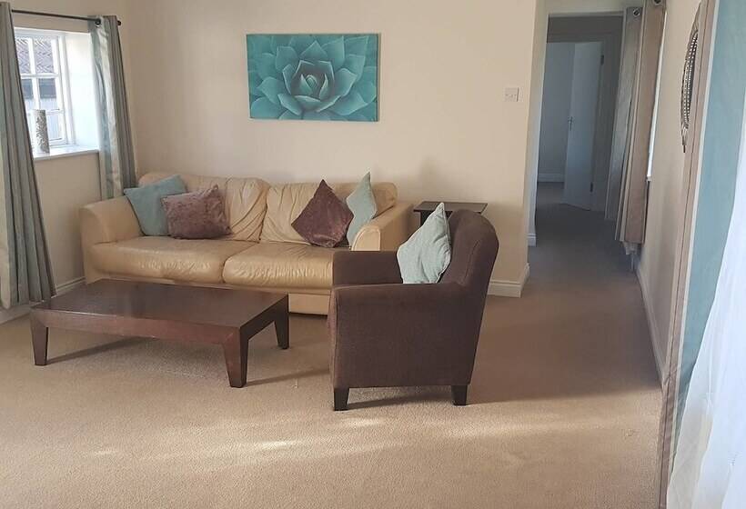 ホテル The Crown Inn