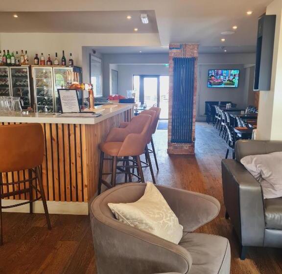 호텔 The Dormy House