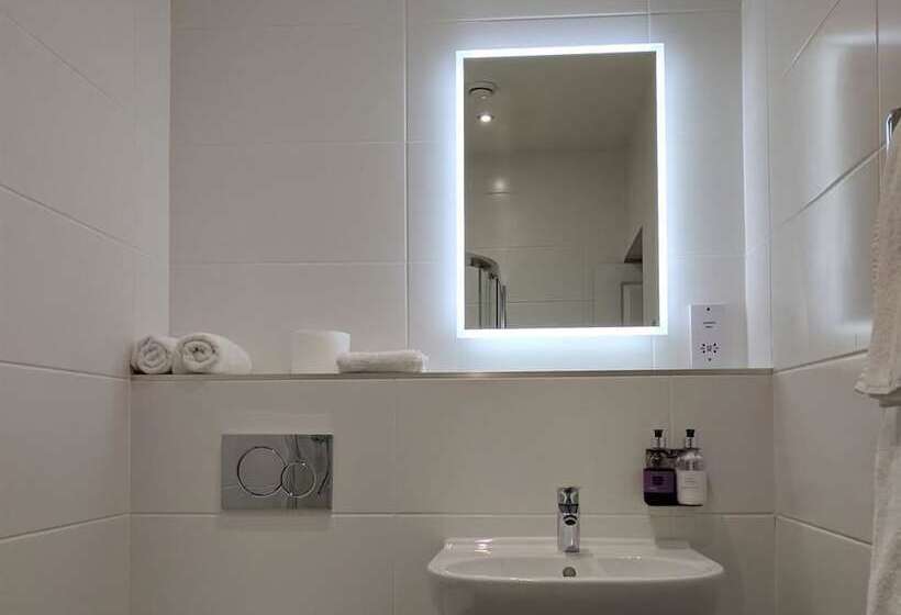 ホテル The Elleray