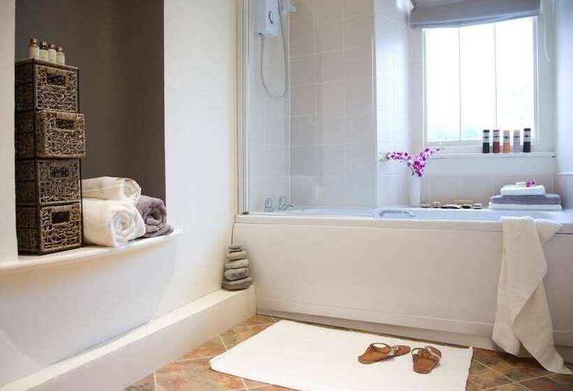 ホテル The Elleray