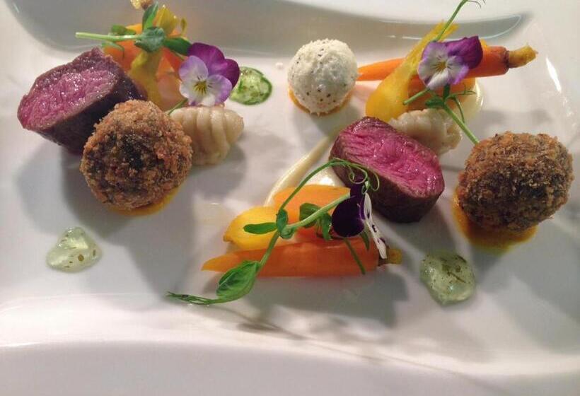 בית מלון כפרי The Frenchgate Restaurant &