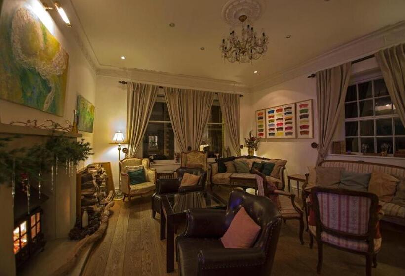 בית מלון כפרי The Frenchgate Restaurant &