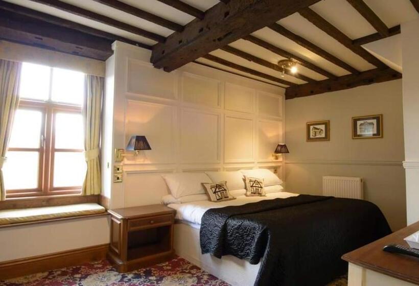 Отель The Grange At Mortimers Cross