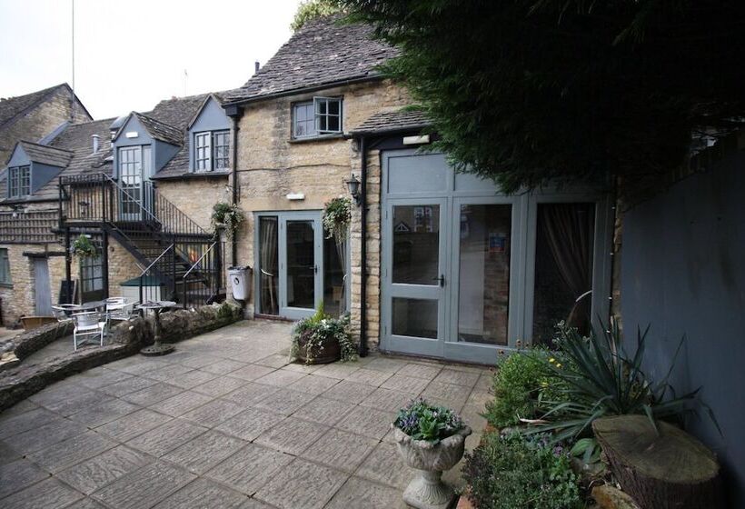 Отель The Kings Arms