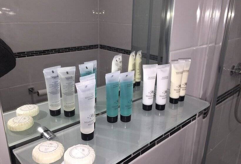 ホテル The Kings Head Inn