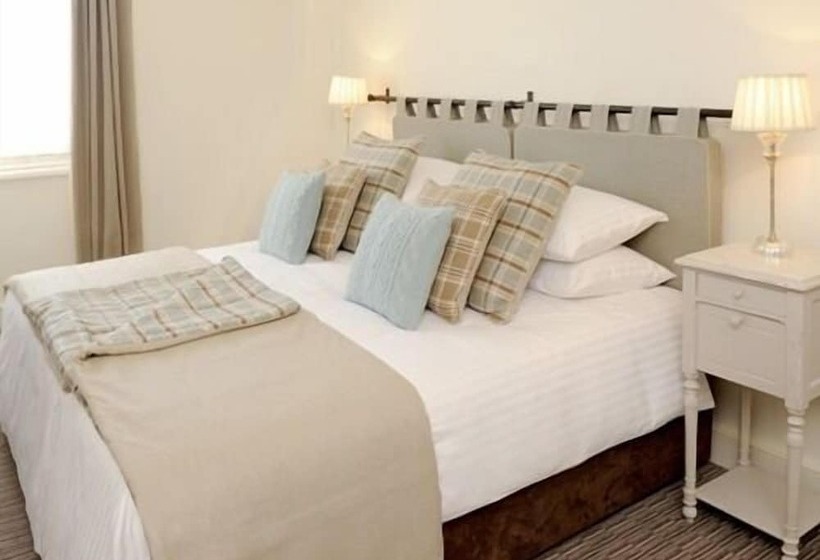 ホテル The Lamb At Angmering