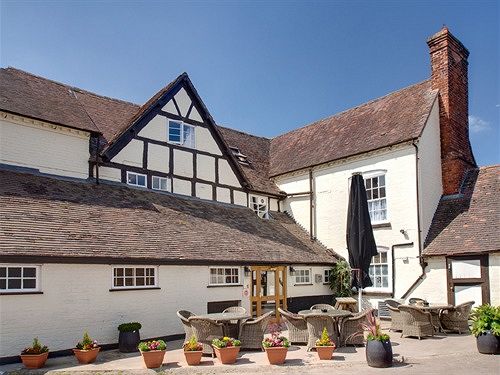 ホテル The Lion Inn