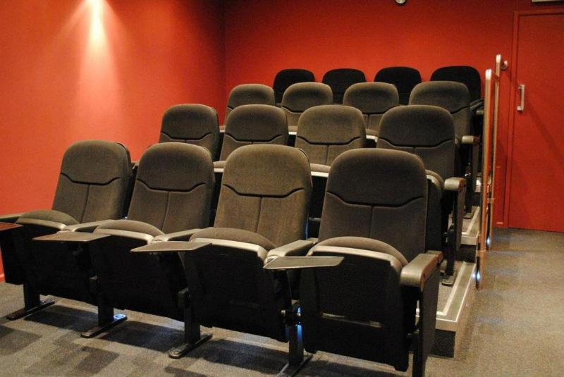 호텔 The Longboat Inn