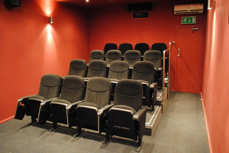 호텔 The Longboat Inn