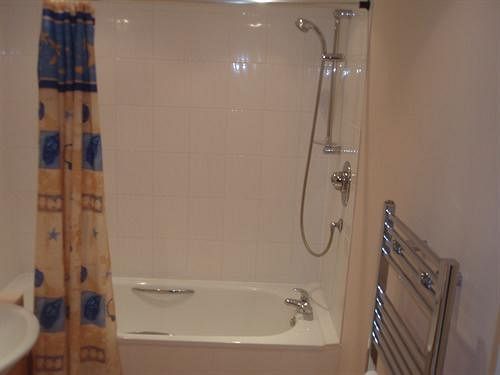 Отель The Mucky Duck Inn