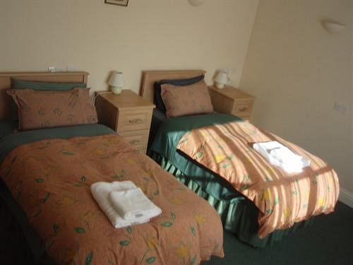 Отель The Mucky Duck Inn