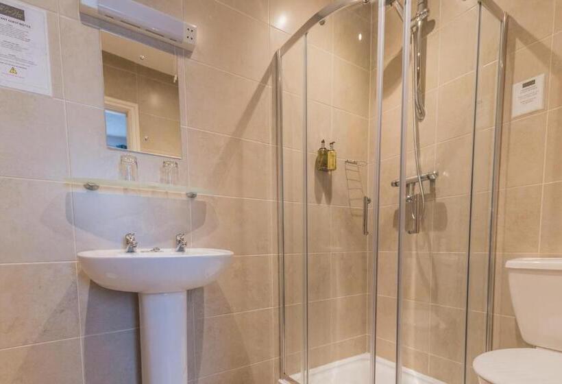 ホテル The Old Ginn House Inn