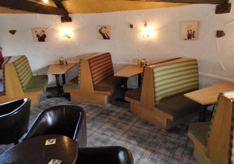 ホテル The Old Ginn House Inn