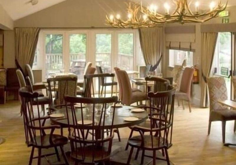 ホテル The Percy Arms