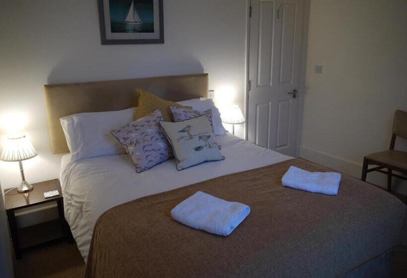 ホテル The Pilot Boat Inn, Isle Of Wight