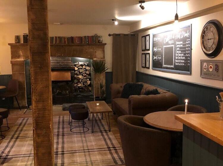 فندق The Punchbowl Inn