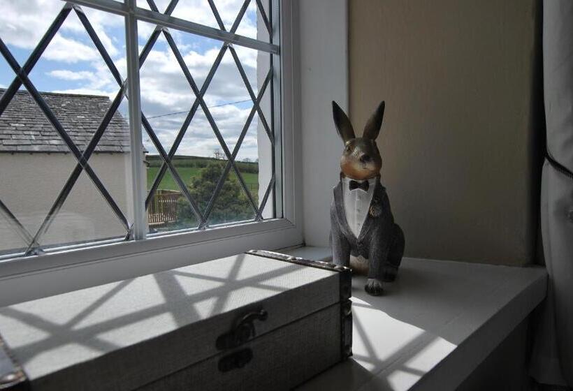 ホテル The Punchbowl