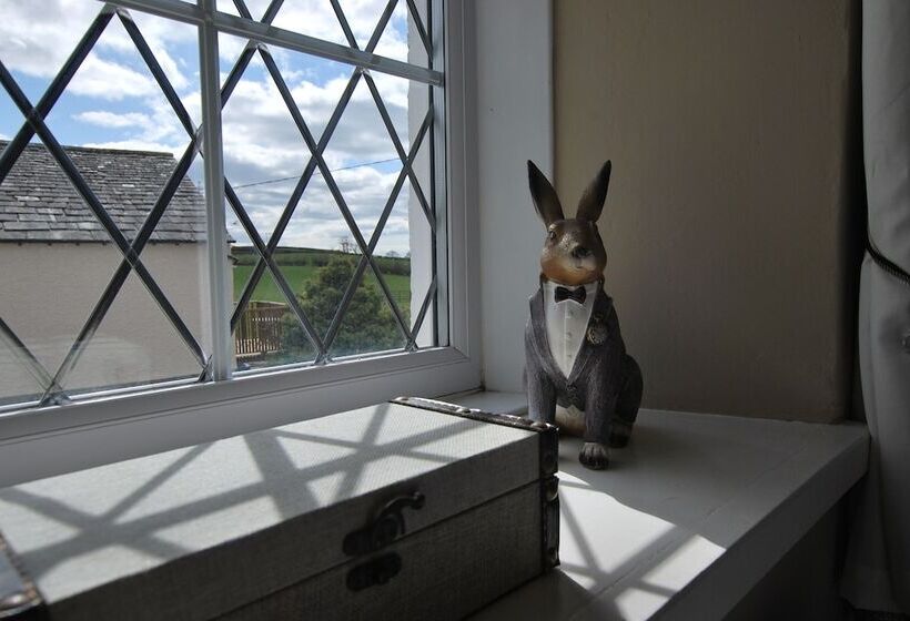 ホテル The Punchbowl