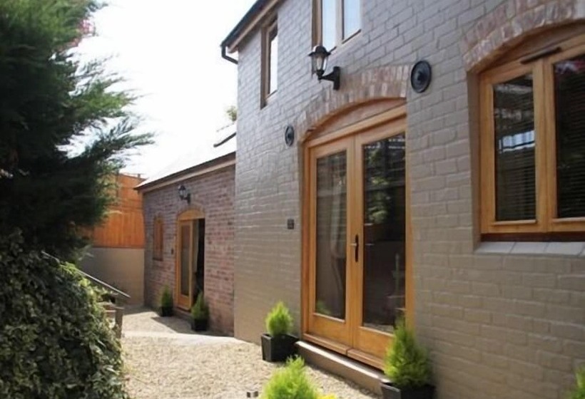 ホテル The Queens