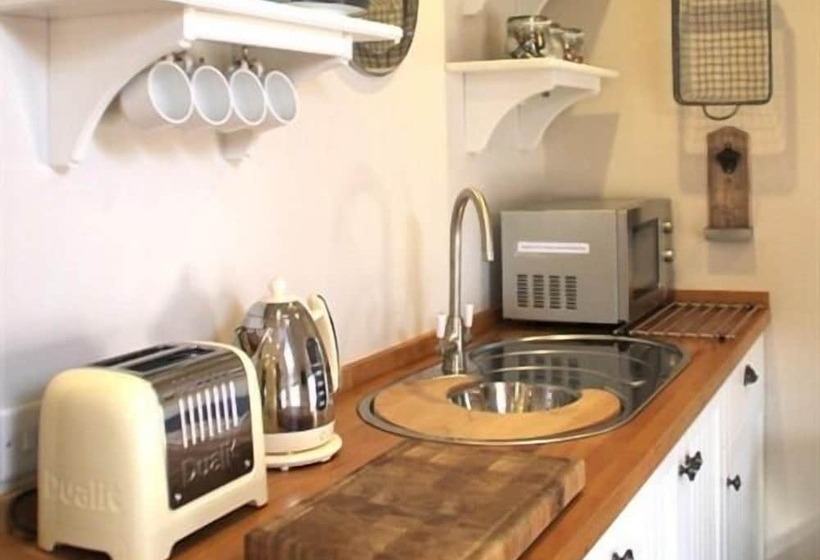 ホテル The Queens