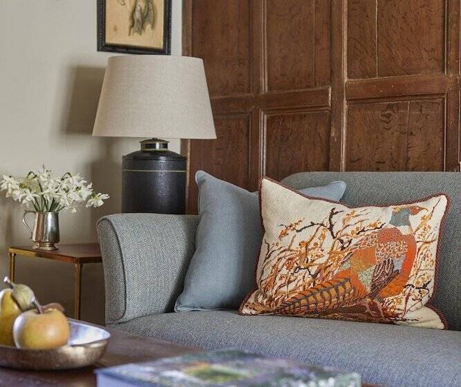 酒店 The Three Daggers