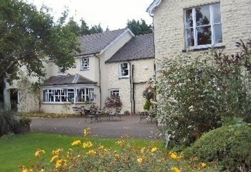 ホテル The Usk Inn