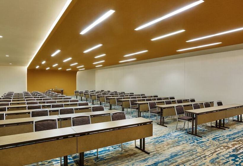 فندق The Westin Denver International Airport