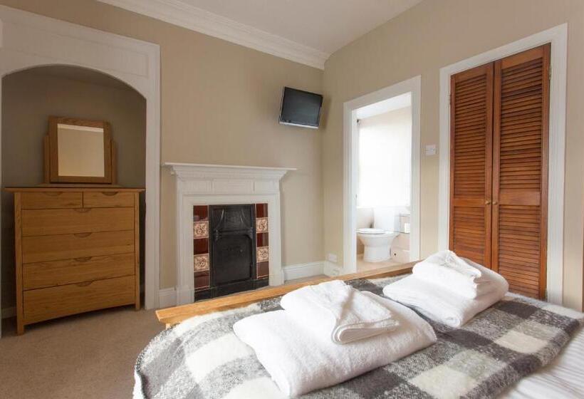 酒店 The Wheatsheaf