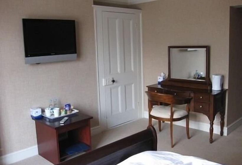 Отель The White Horse