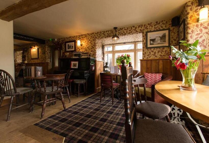 酒店 The White Lion Inn