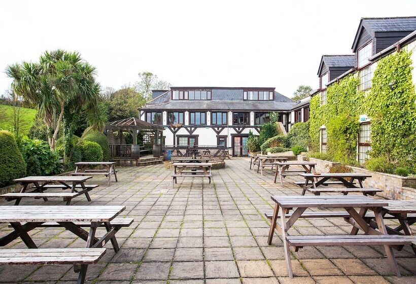 酒店 Lodge @ The Whitehouse Inn